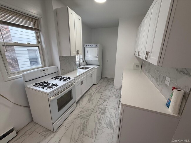 134 Crescent Pl in Yonkers, NY - Building Photo - Building Photo