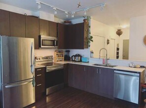 2351 Kelly Av in Port Coquitlam, BC - Building Photo - Building Photo
