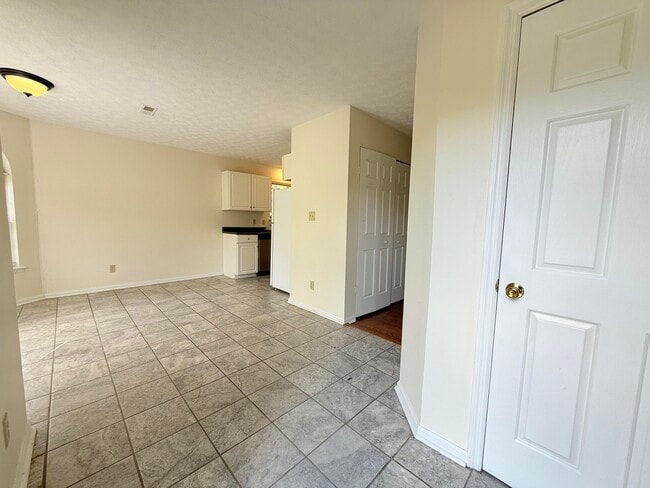 200 Shamrock Ln in Richmond, KY - Building Photo - Building Photo