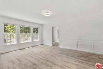 308 S Reeves Dr in Beverly Hills, CA - Building Photo - Building Photo