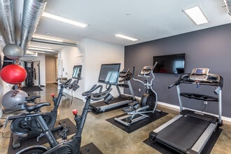 Art Lofts @ Overton in Memphis, TN - Foto de edificio - Interior Photo