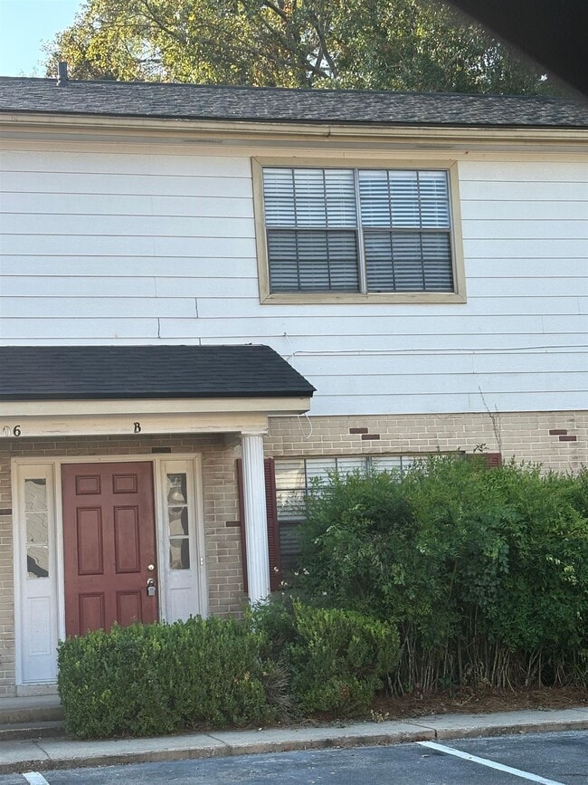 property at 2606 Old Bainbridge Rd