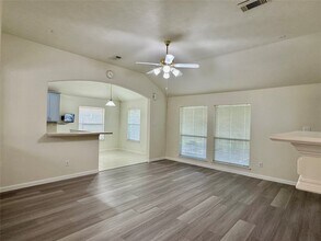 15102 Millers Run Ln in Sugar Land, TX - Building Photo - Building Photo