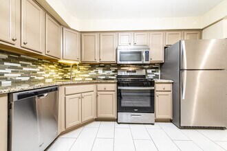 3804 N Harlem Ave, Unit 2 in Chicago, IL - Building Photo - Building Photo