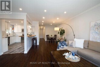 3384 Hannibal Rd in Burlington, ON - Building Photo - Building Photo