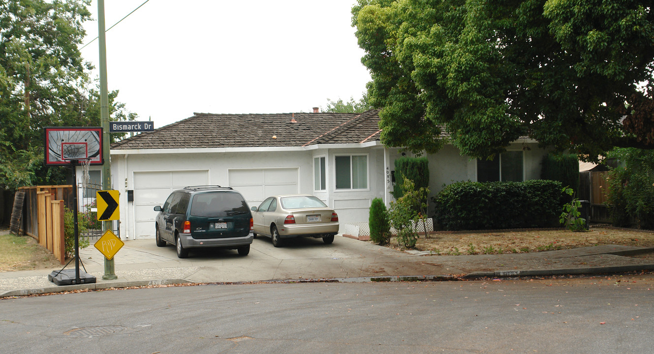 4085-4087 Bismark Dr in San Jose, CA - Building Photo