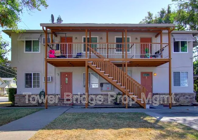 property at 2701 San Fernando Way