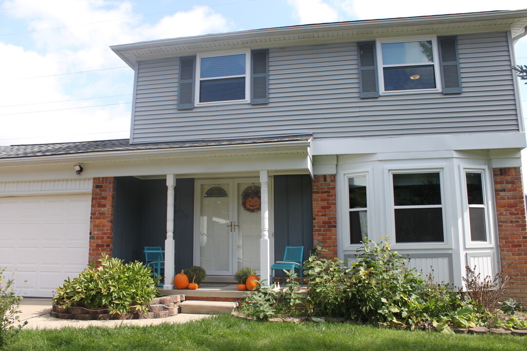 2863 Foster Ave in Ann Arbor, MI - Foto de edificio