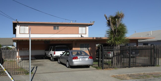 2785 16th St in San Pablo, CA - Foto de edificio - Building Photo