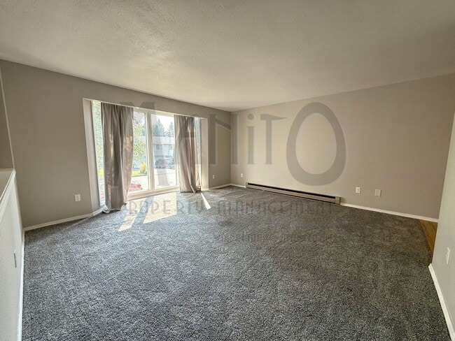 10809-10811 E Nora Ave in Spokane Valley, WA - Building Photo - Building Photo