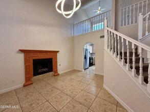 7404 Luz De Lumbre Ave in El Paso, TX - Building Photo - Building Photo