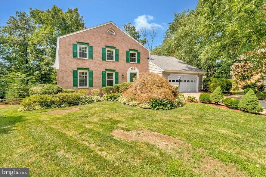 4203 Pickering Pl in Alexandria, VA - Building Photo