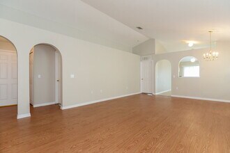 17047 Ongar Ct in Land O Lakes, FL - Building Photo - Building Photo