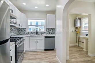 4685 Hamilton St in San Diego, CA - Building Photo - Building Photo