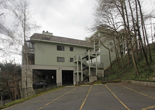 Tower Hill in Portland, OR - Building Photo - Building Photo