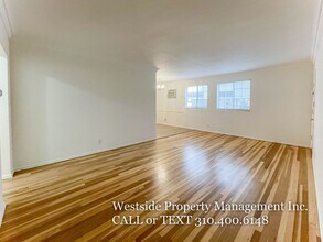 244 S Doheny Dr in Beverly Hills, CA - Building Photo - Building Photo