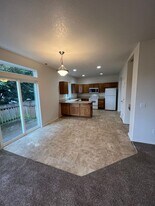 685 Murin St in Eugene, OR - Building Photo