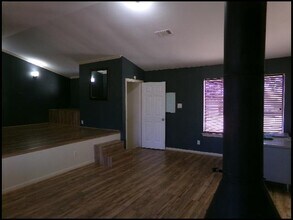 11320 Southridge Dr in Little Rock, AR - Building Photo - Building Photo