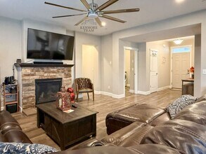 6579 W 33rd Pl in Kennewick, WA - Building Photo - Building Photo