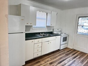 332 Belt-Line Ave in Batesburg-leesville, SC - Building Photo - Building Photo