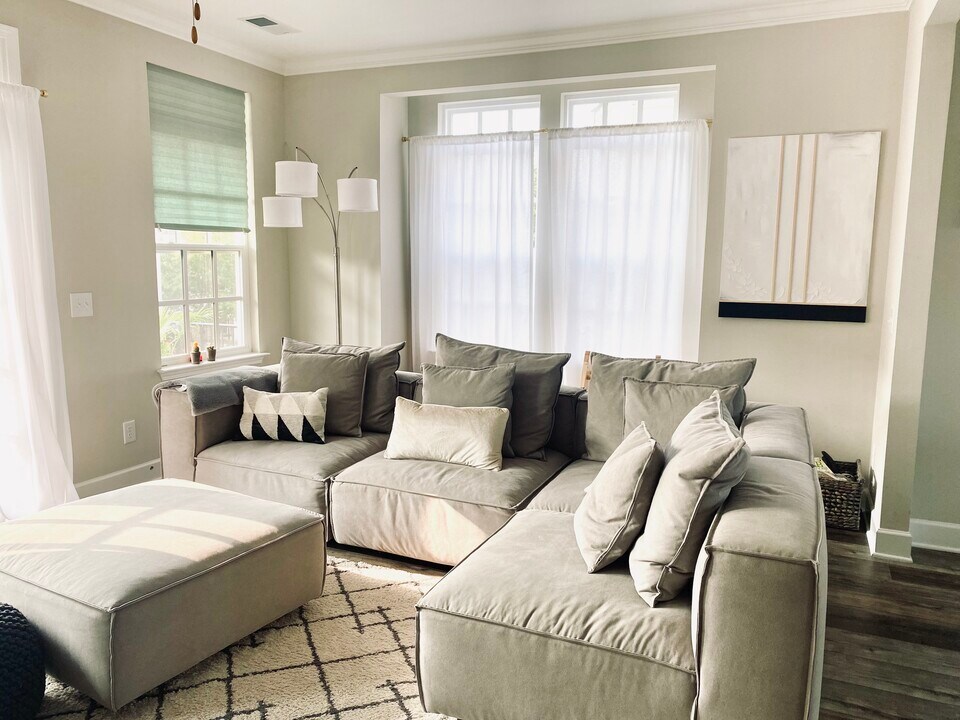 2000C Oak Trail Dr in Nolensville, TN - Foto de edificio