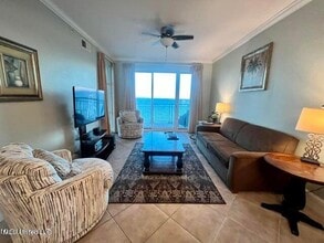 2228 Beach Dr, Unit 1208 in Gulfport, MS - Building Photo - Building Photo