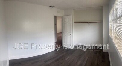 4000 NW 81st Ave in Coral Springs, FL - Building Photo - Building Photo