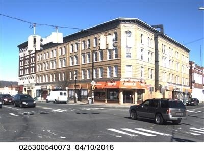 Towerview Apartments in Waterbury, CT - Building Photo