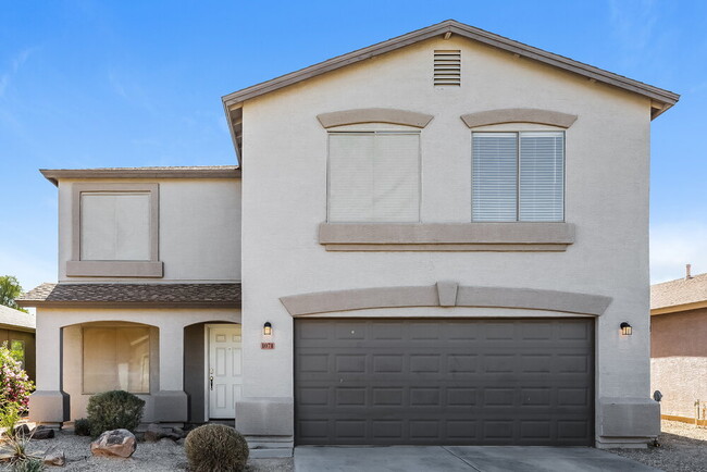 1071 E Desert Moon Trail