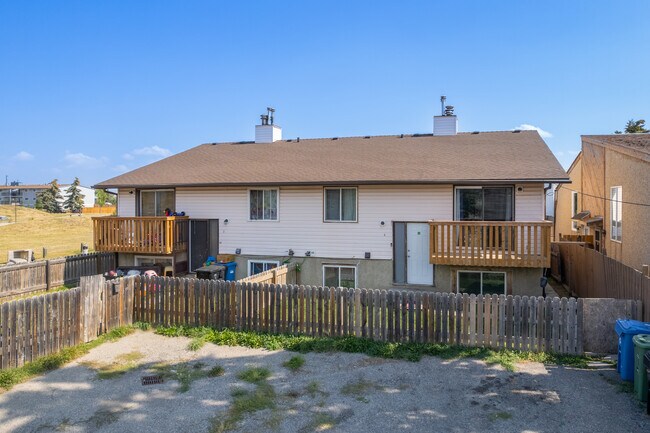 1203 43 St SE