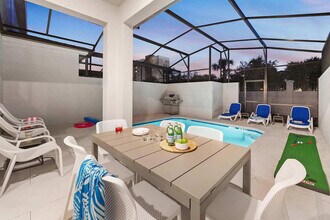5272 Asterisk Ave in Orlando, FL - Building Photo - Building Photo
