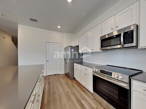 3710 Lk Blf Lp, Unit 1402 in Apopka, FL - Building Photo - Building Photo