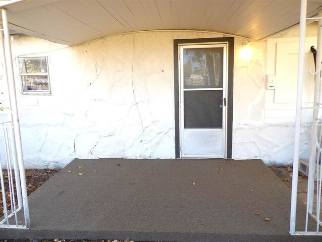 316 NW Columbia Ave in Lawton, OK - Building Photo - Building Photo