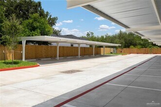 740 N Alamo Rd, Unit 6 in Edinburg, TX - Building Photo - Building Photo