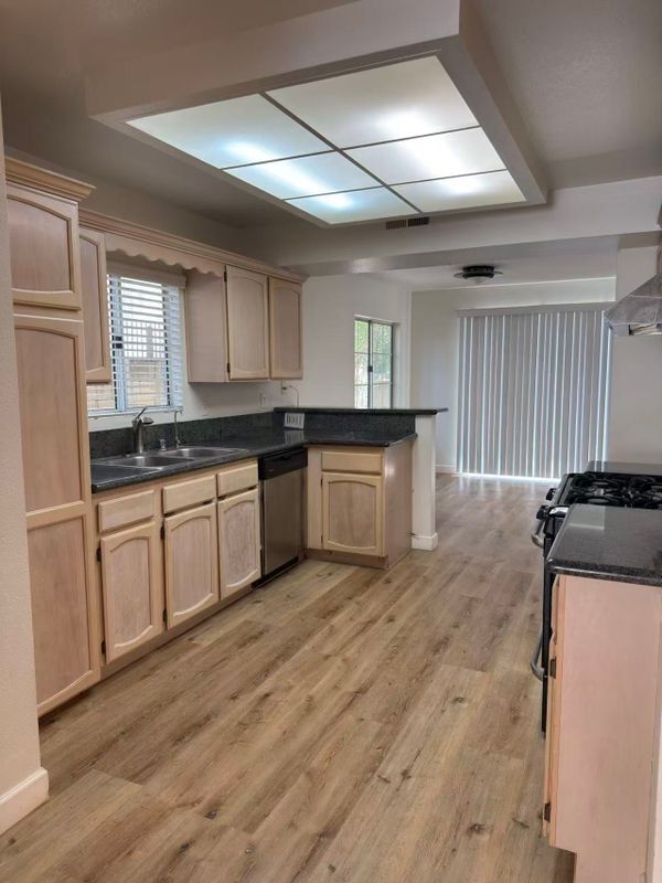 11450 186th St in Artesia, CA - Building Photo - Building Photo