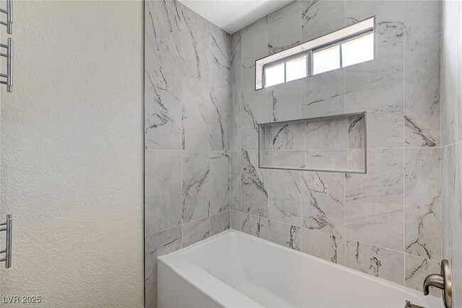 property at 2633 Durango Dr