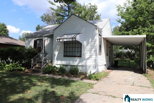 property at 714 S 50th St