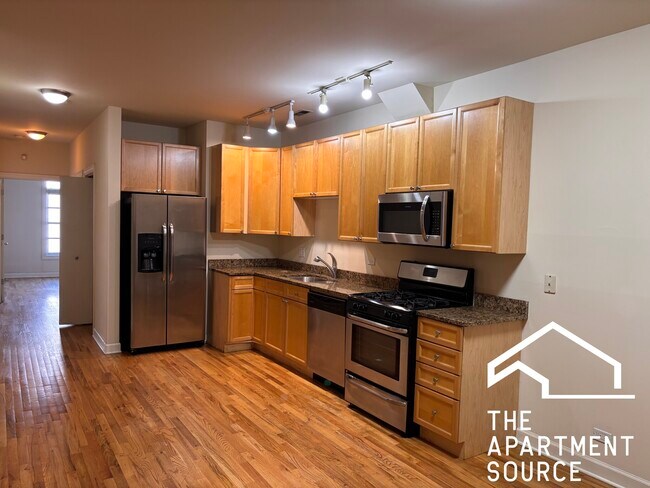property at 3349 N Clark St