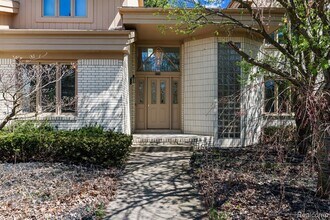 6739 Arlington Dr in West Bloomfield, MI - Building Photo - Building Photo
