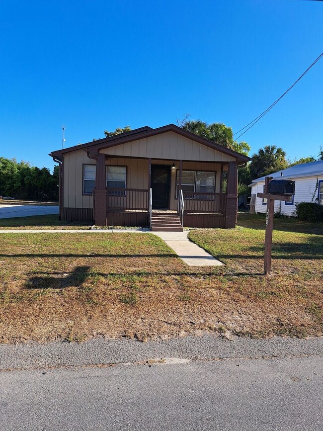 property at 523 E 8th St