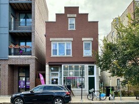3422 N Lincoln Ave, Unit M00H in Chicago, IL - Building Photo