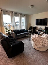 7311 Gray Catbird Dr in Austin, TX - Foto de edificio - Building Photo