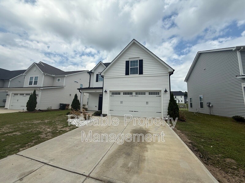 658 Cupota Dr in Clayton, NC - Building Photo
