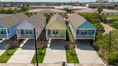 2305 67th St in Galveston, TX - Building Photo - Building Photo