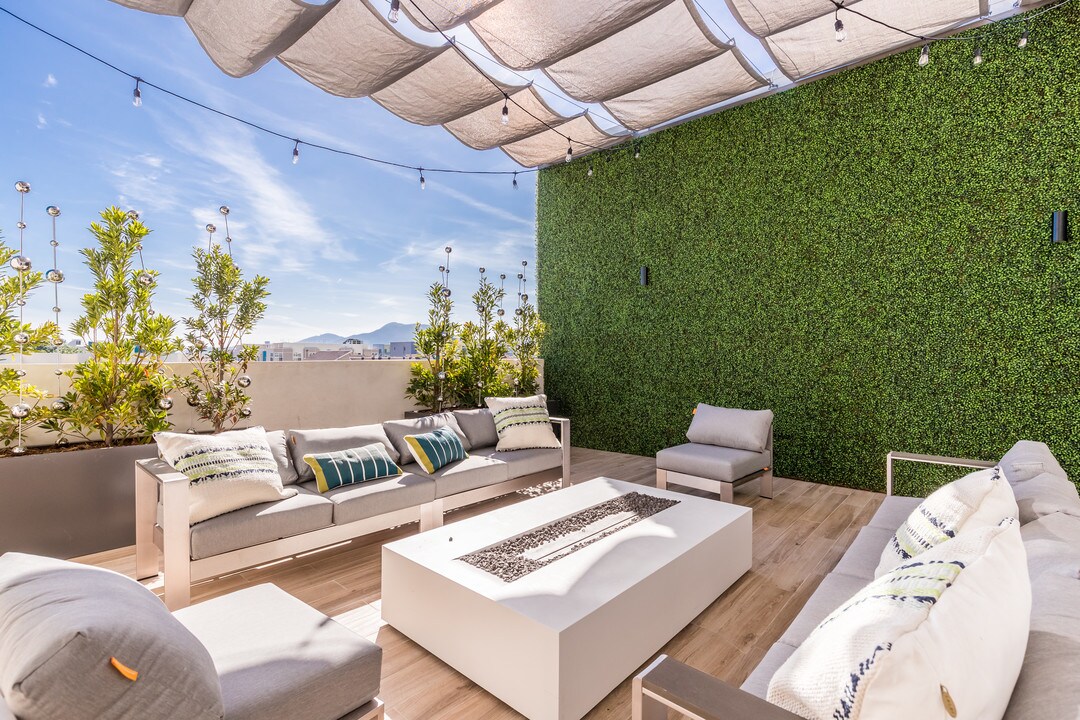 Otsego Noho Apartments in North Hollywood, CA - Building Photo