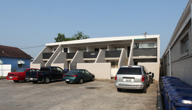 1007 Hancock St in Gretna, LA - Foto de edificio - Building Photo