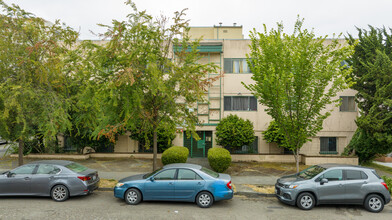 2330 Blake St in Berkeley, CA - Foto de edificio - Building Photo