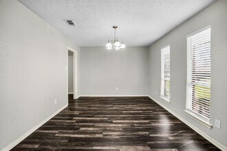 5902 Fawn Valley Ln in Rowlett, TX - Building Photo - Building Photo