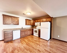 Autumn Wind Townhomes in Eagle Lake, MN - Foto de edificio - Building Photo