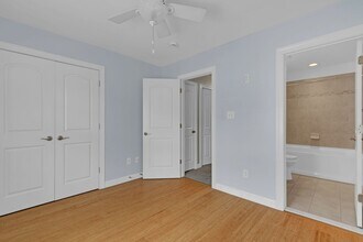 110 Peyton Randolph Dr in Yorktown, VA - Building Photo - Building Photo